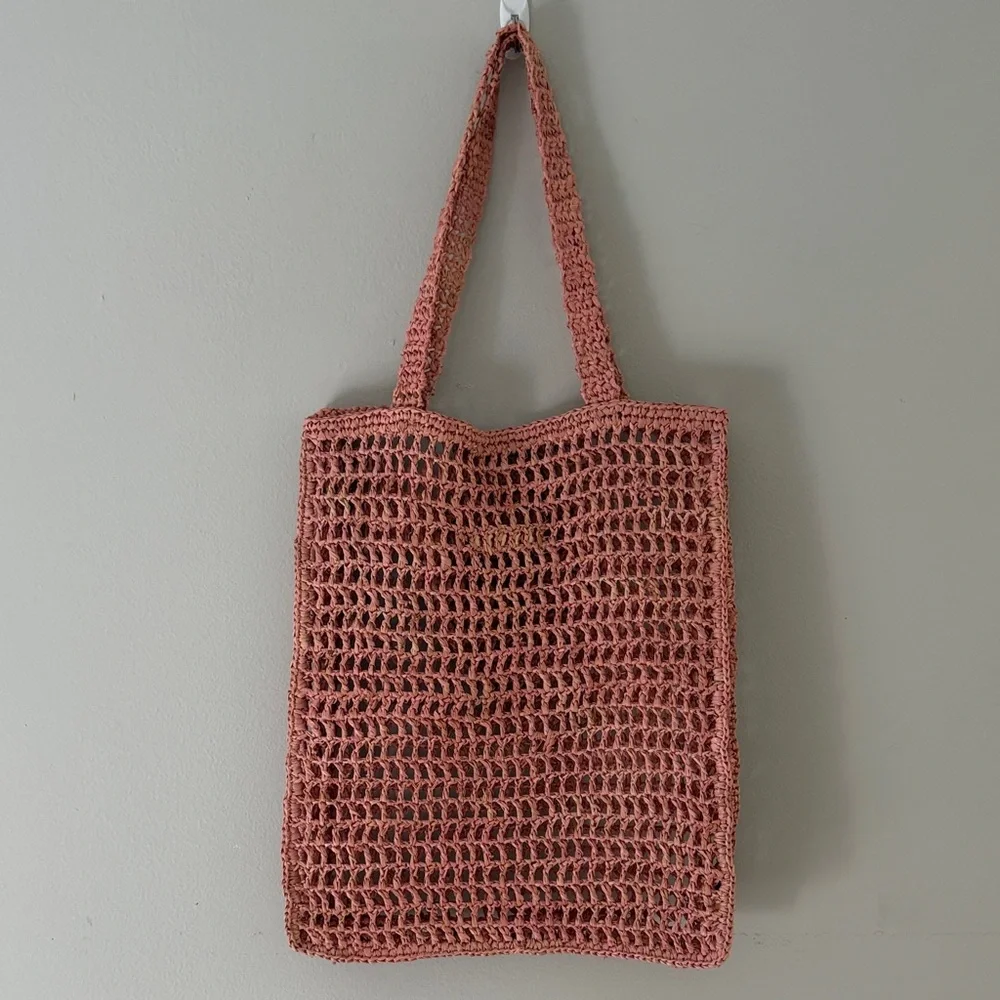 BTB‎ Los Angeles Coral Heart Market Tote Bag